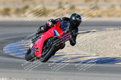 media/Jan-09-2022-SoCal Trackdays (Sun) [[2b1fec8404]]/Turn 11 (935am)/